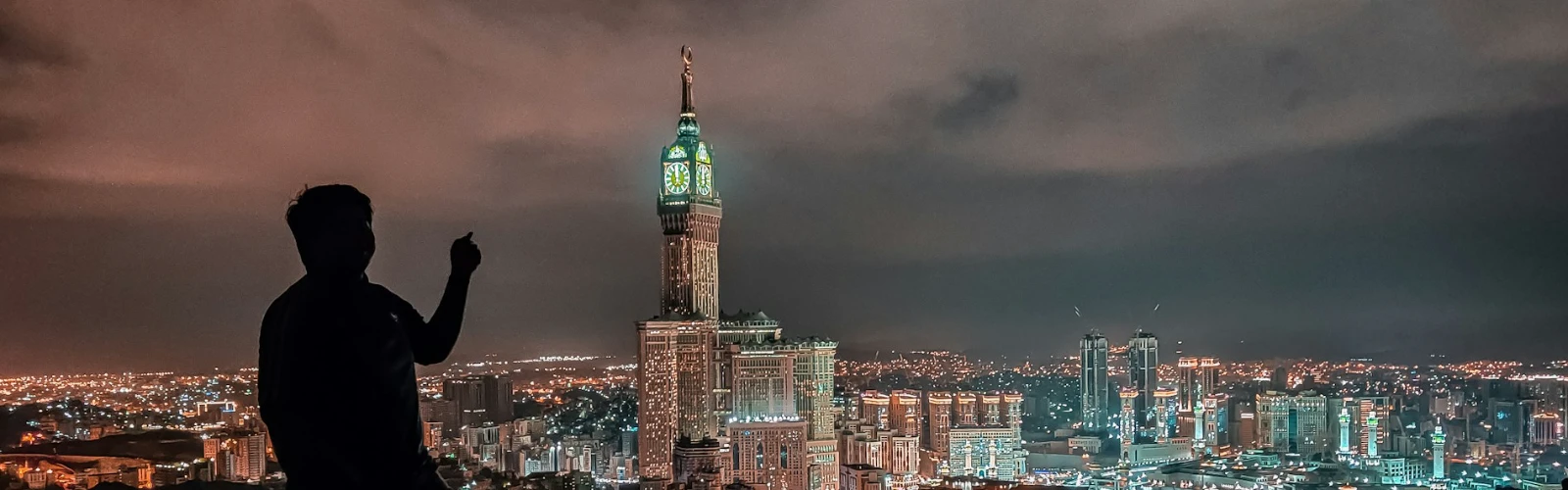 A Guide to the Vibrant Souk Al-Khalil, Makkah 