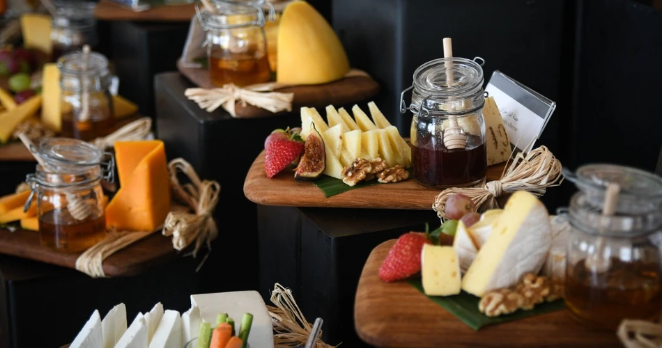 8 Best Places to Eat Local Delicacies in Makkah
