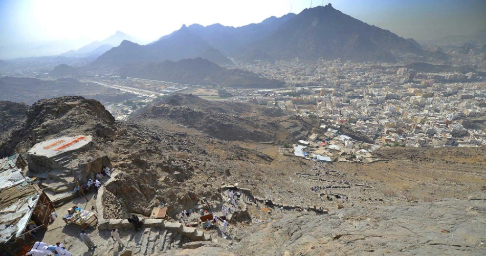 The Seven Grand Mountains of Makkah
