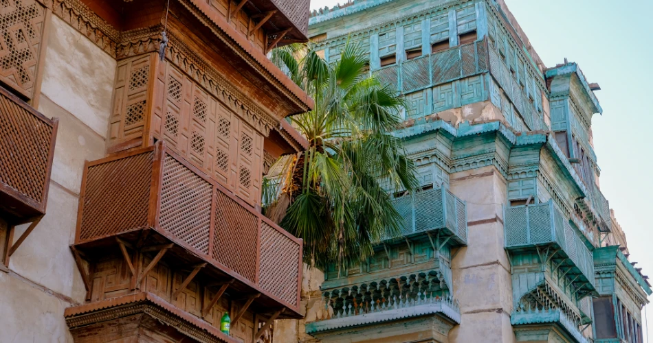 Best Stops Between Al Khobar and Makkah