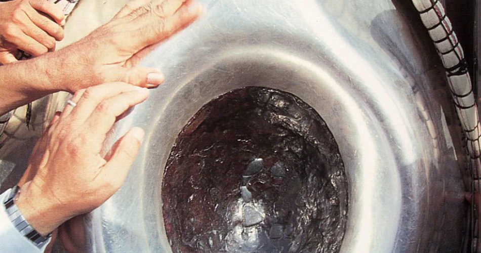Story Of Hajr-e-Aswad Or The Black Stone In Kaaba, Makkah