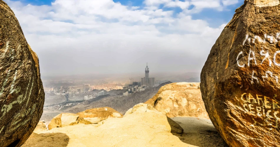 Top Islamic Places to Visit in Makkah: Arafat, Noor & Hira Cave