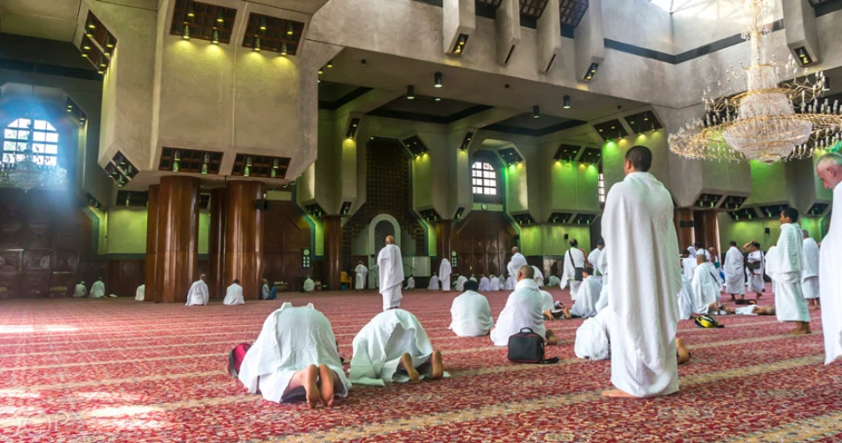 A Complete Guide to Masjid al Shajarah