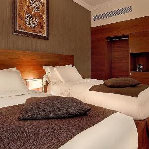 Al Thuria Hotel