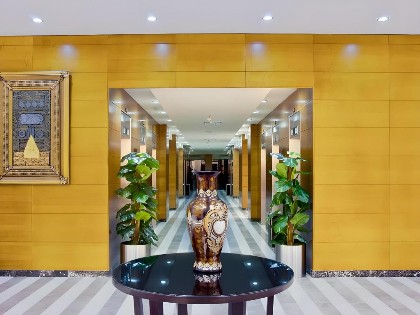 Bab Al Multazam Concorde Hotel - image 11