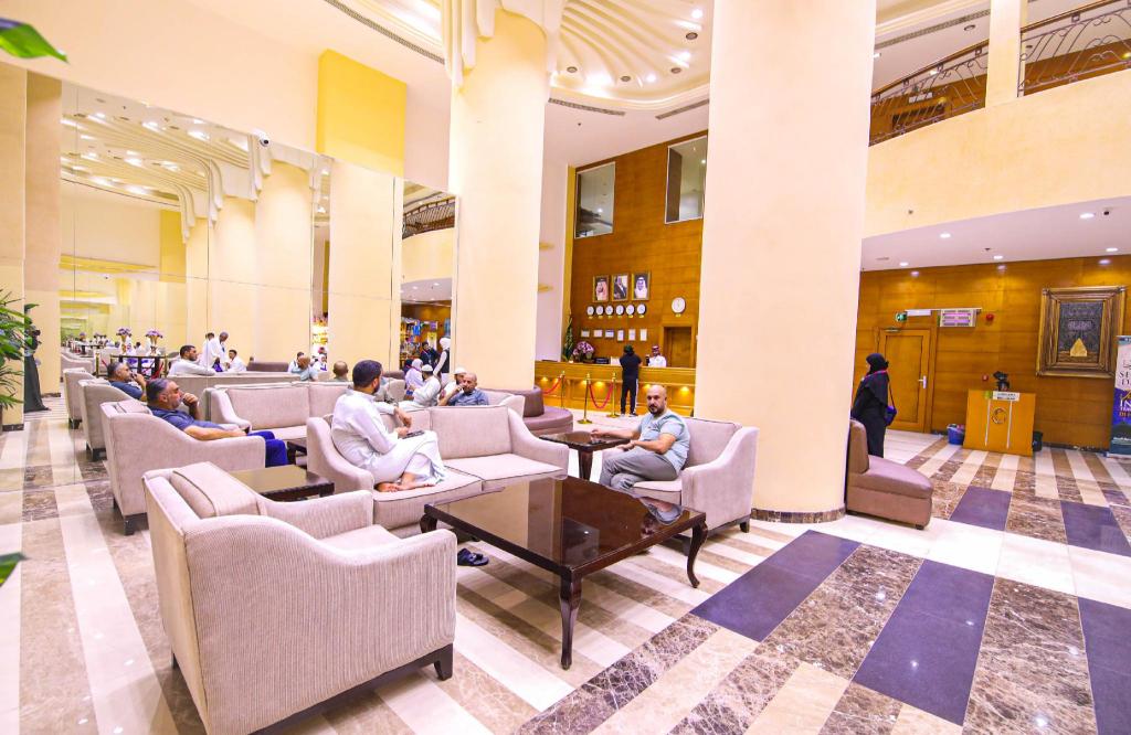Bab Al Multazam Concorde Hotel - image 2