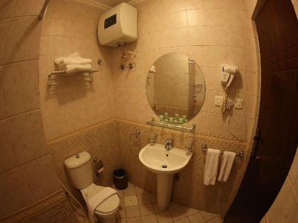 Golden Manafea Hotel - image 19