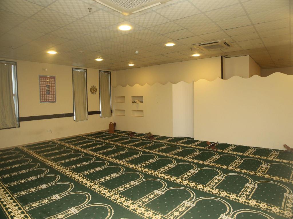 Golden Manafea Hotel - image 6