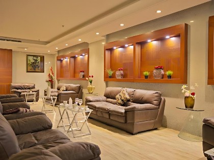 Barakat Burhan Hotel - image 2
