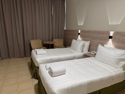 Al Massa Bader Hotel - image 18
