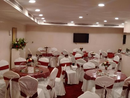 Royal Al Mashaer Hotel - image 7