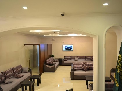 Royal Al Mashaer Hotel - image 8