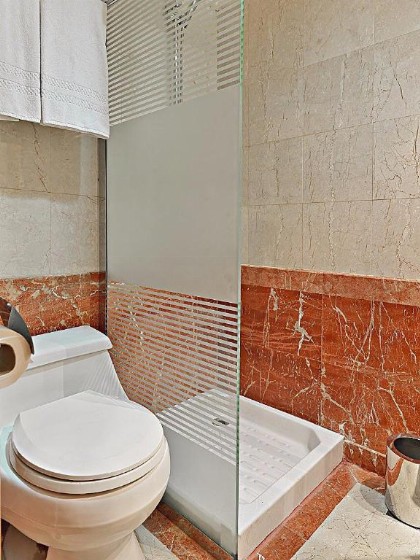 Al Thuria Hotel - image 17