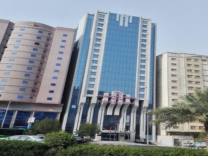 al-waleed tower hotel - image 1