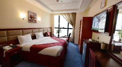 al-waleed tower hotel - image 2