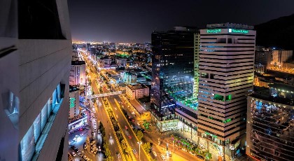 Makkah Al Aziziah - image 1