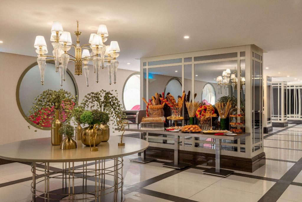 Ramada by Wyndham Makkah Zad Al Tayseer - image 4