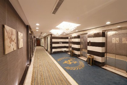 Burj Al Saif Hotel - image 4