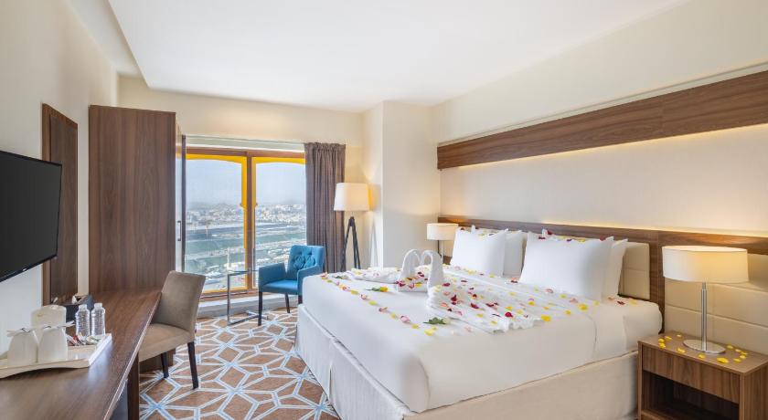 Blue Coral Hotel - image 2