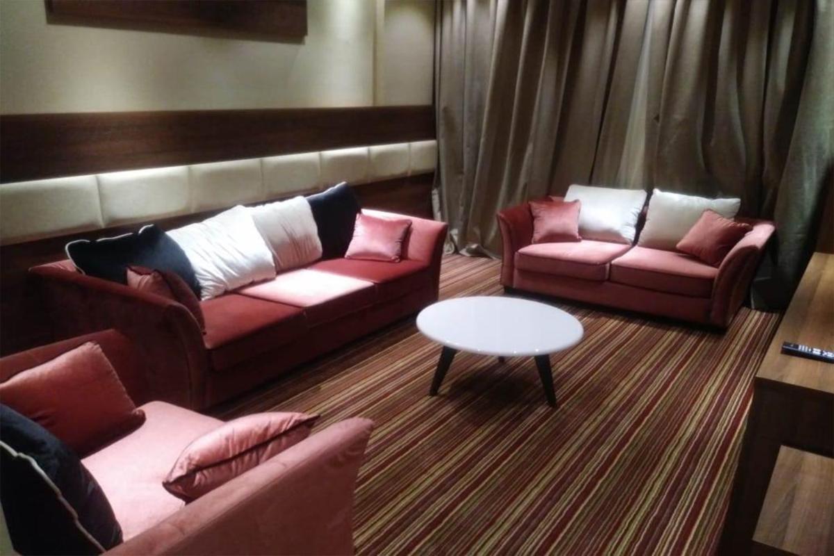 Lamar Albait Hotel - image 2