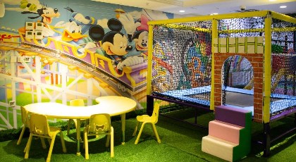 Violet Hotel - image 7