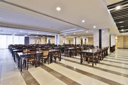OYO 403 Hidaya Towers Hotel - image 3
