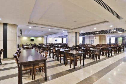 OYO 403 Hidaya Towers Hotel - image 9