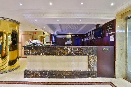 OYO 425 Hotel Manazil Alfouz - image 11
