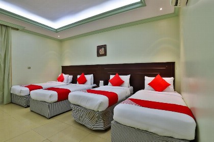 OYO 425 Hotel Manazil Alfouz - image 15