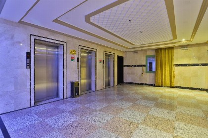 OYO 425 Hotel Manazil Alfouz - image 3