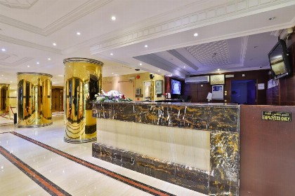 OYO 425 Hotel Manazil Alfouz - image 4