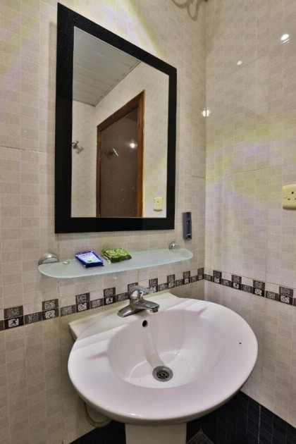 OYO 424 Rehab Al Marwa Hotel 2 - image 16