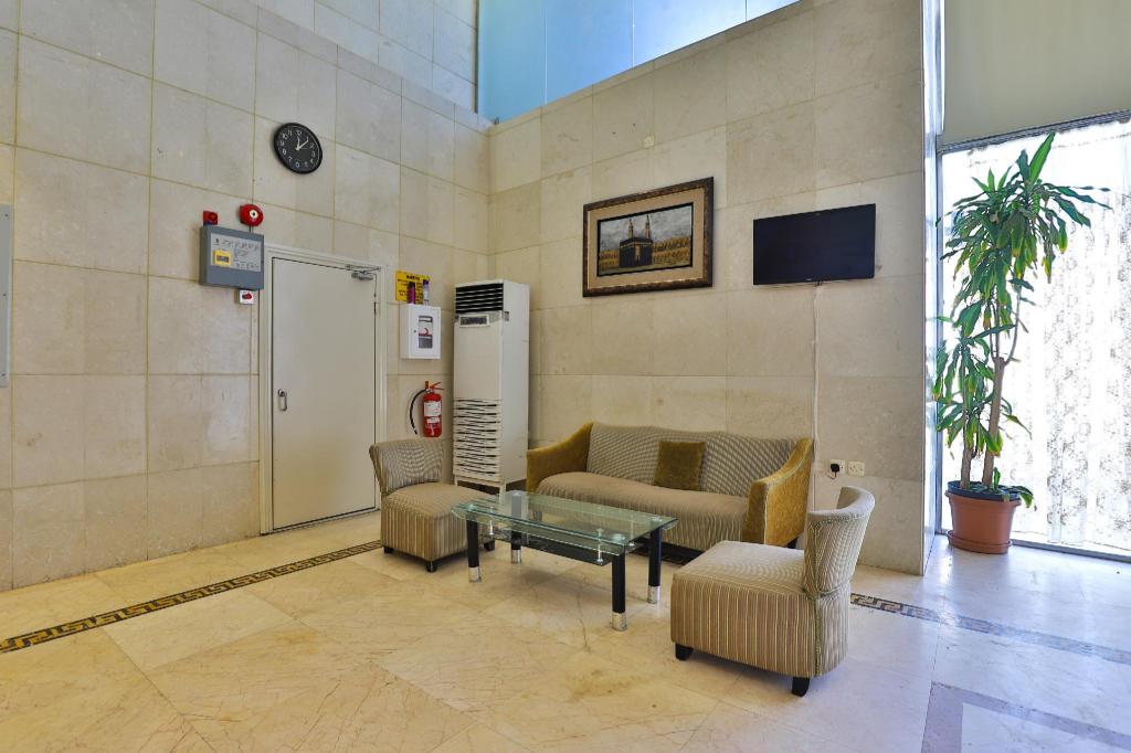 OYO 424 Rehab Al Marwa Hotel 2 - image 4