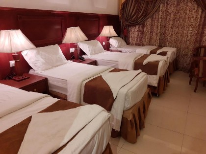OYO 474 Alyousr Royal Hotel - image 1