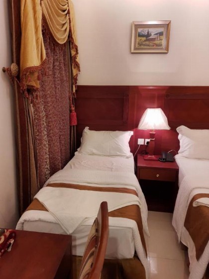 OYO 474 Alyousr Royal Hotel - image 11