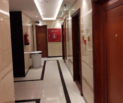 OYO 474 Alyousr Royal Hotel - image 4