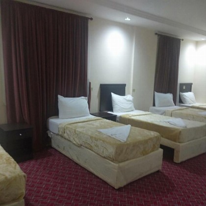OYO 498 Al Rashdoon Hotel - image 1