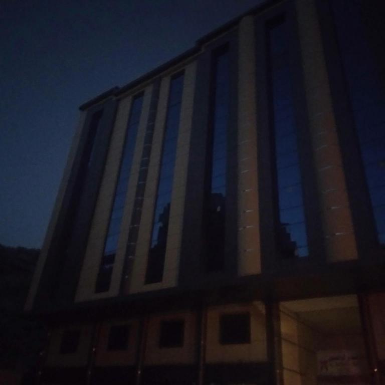 OYO 498 Al Rashdoon Hotel - image 2
