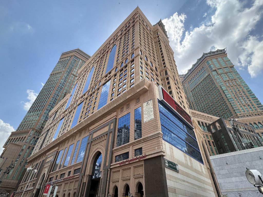 Al Safwa Hotel Tower 1 -فندق الصفوة البرج الأول - main image
