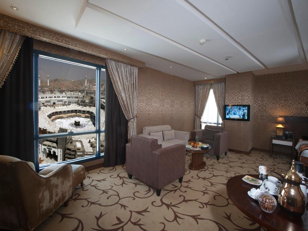 Al Safwa Hotel Tower 1 -فندق الصفوة البرج الأول - image 3