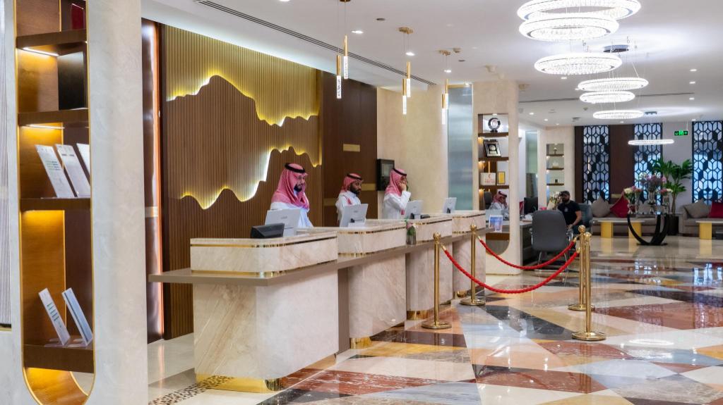 Al Safwa Hotel Tower 1 -فندق الصفوة البرج الأول - image 4