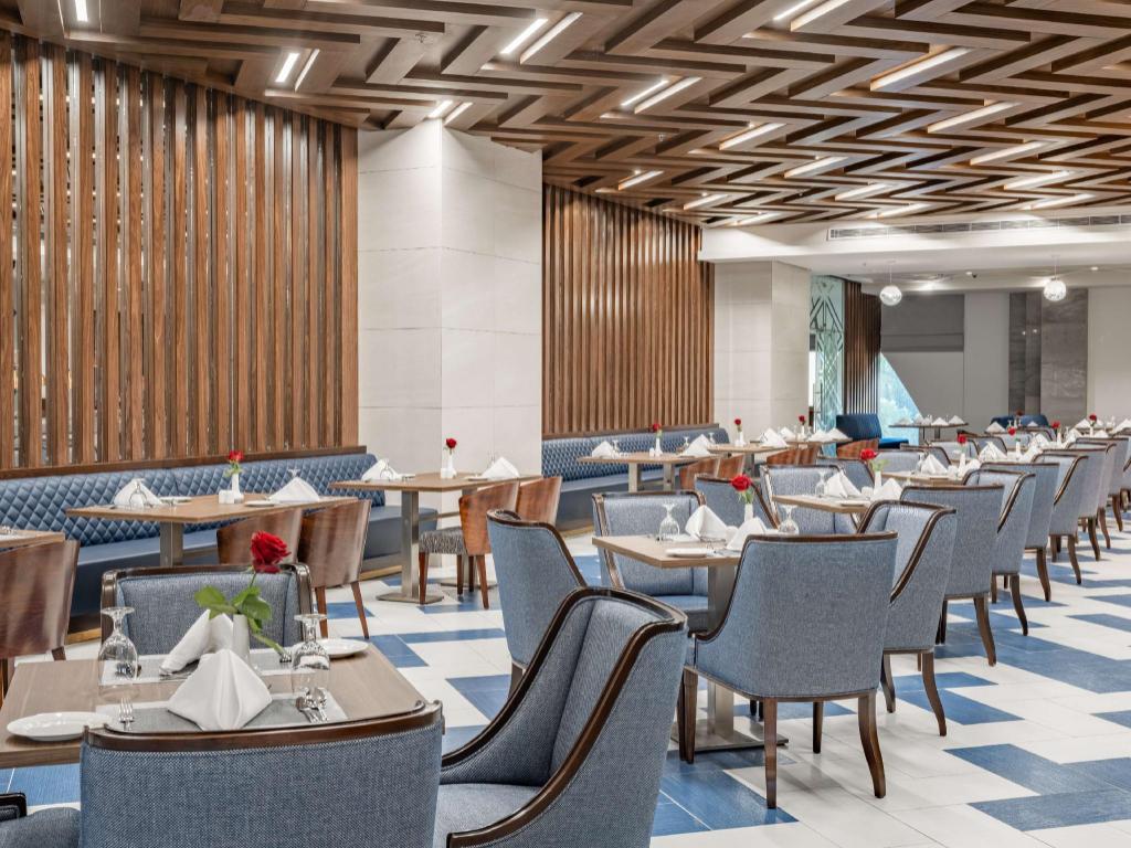 Wirgan Hotel Al Azizyah - image 4