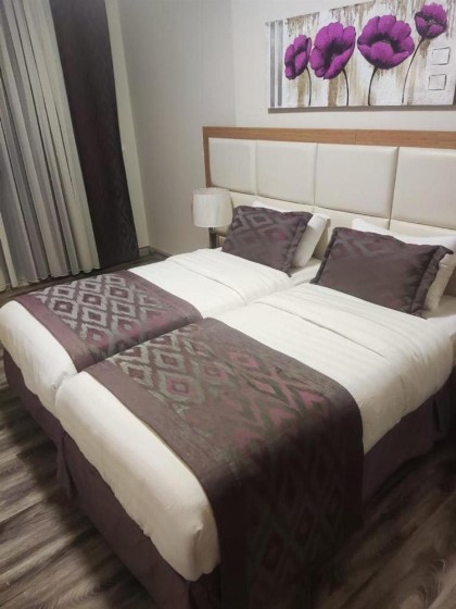 Altelal Tower Apartment - image 5
