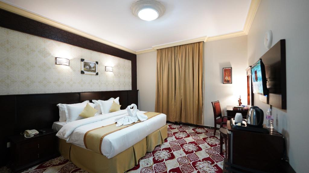 Al Kiram Hotel - main image