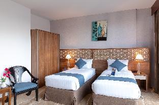 Sunrise Hotel - image 4