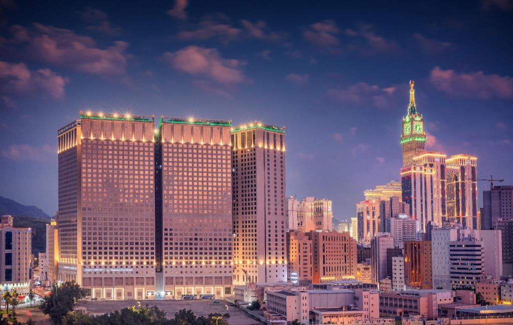 Al Kiswah Towers Hotel - main image