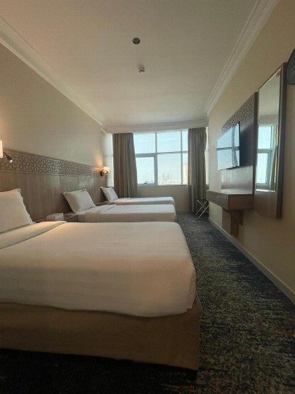Nawazi Towers Hotel - image 3