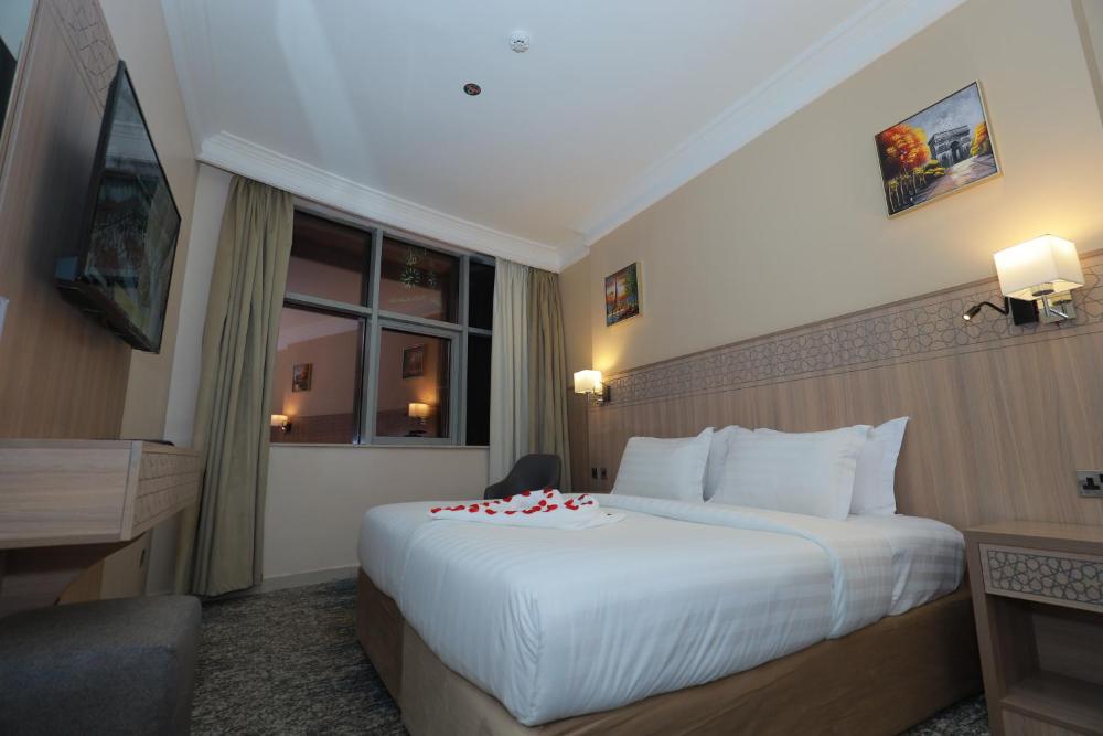 Nawazi Towers Hotel - image 7