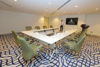 Nawazi Towers Hotel - image 8