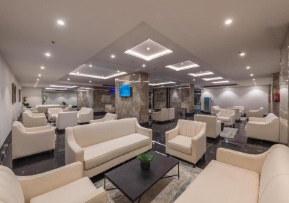 Manazel Al Zaireen Hotel - image 3